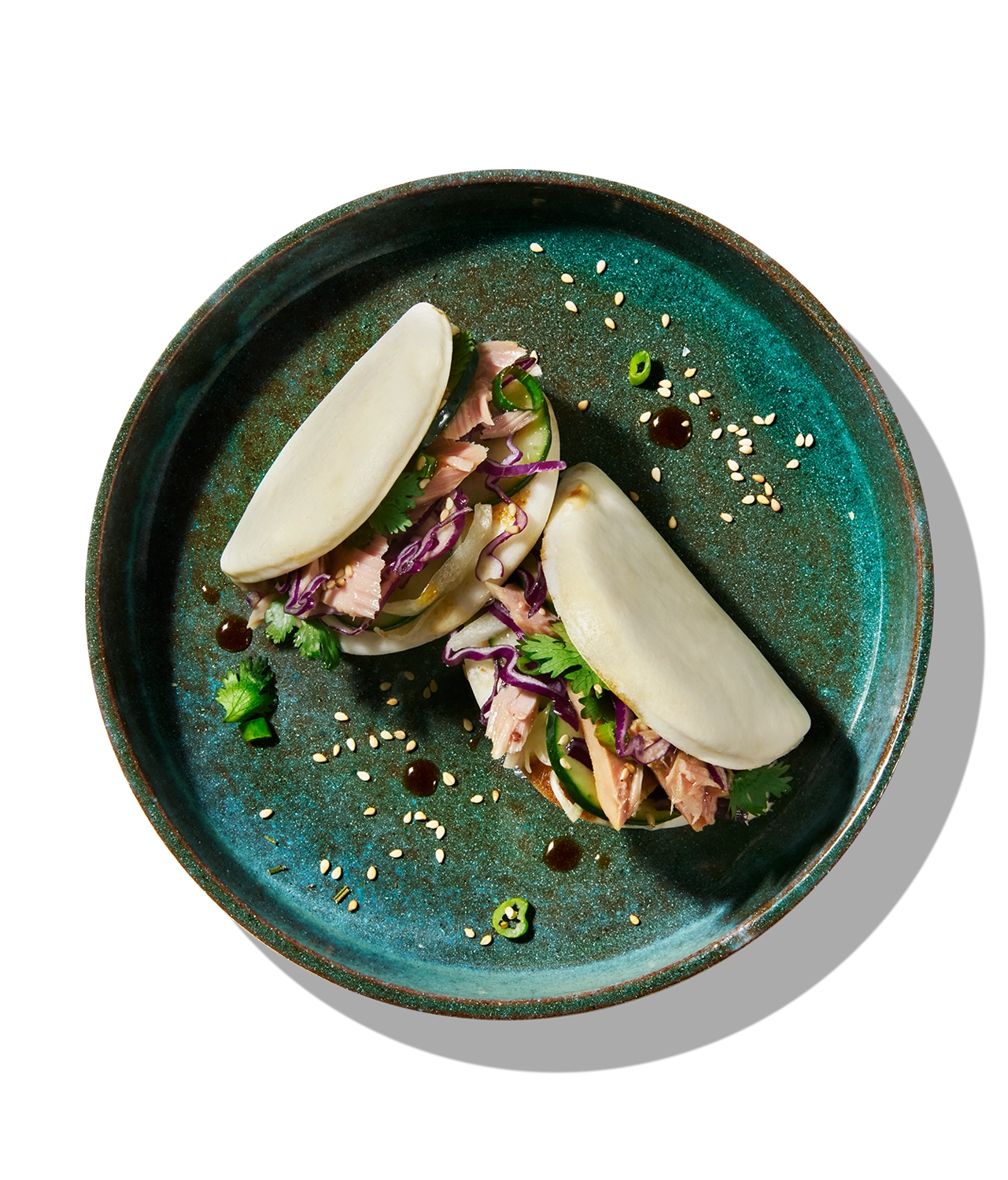 Mareblu - Bao aperti ripieni con tonno mareblu, salsa teriyaki, sesamo e cipollotto